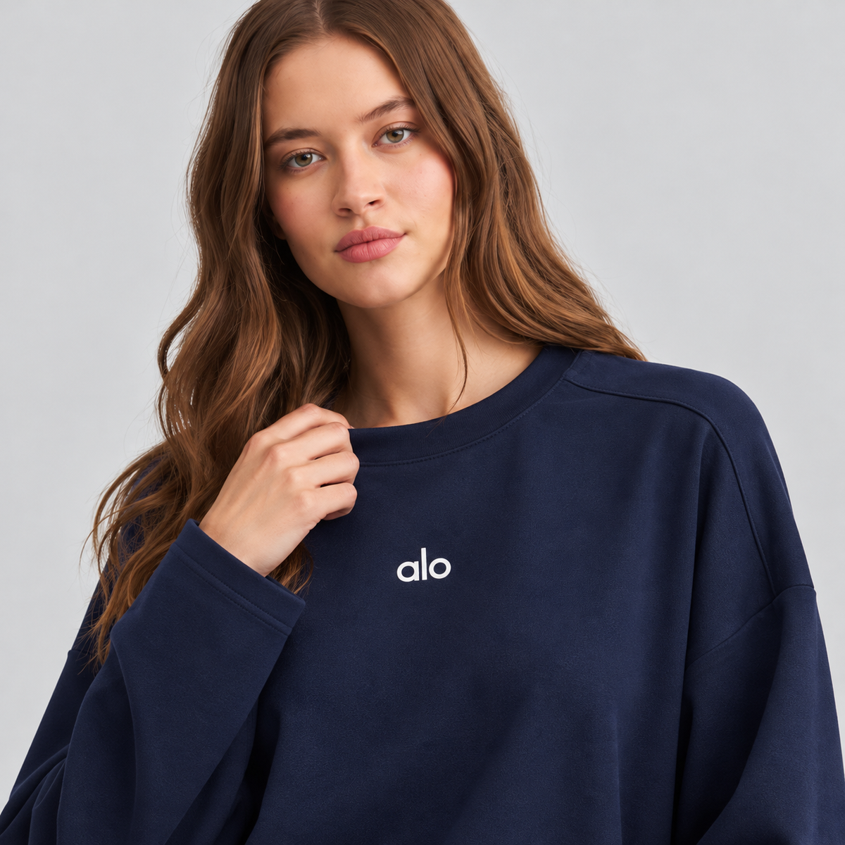 Alo Long-Sleeve Cotton Crew-Neck Top With Chest Logo